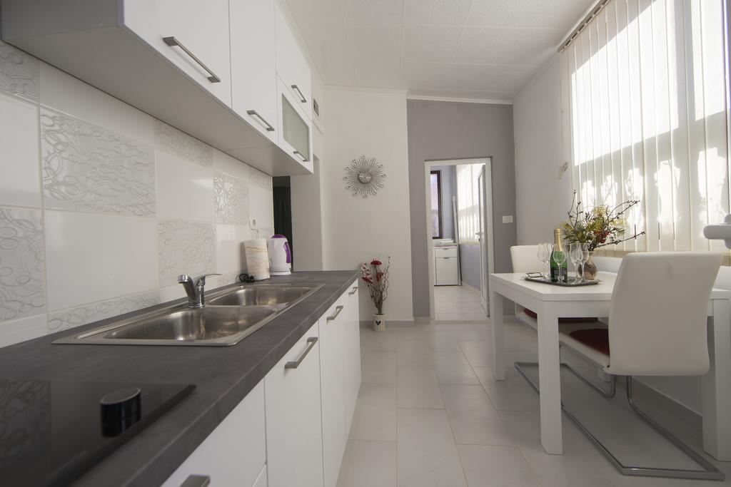 Apartment Palma Sali Exterior photo